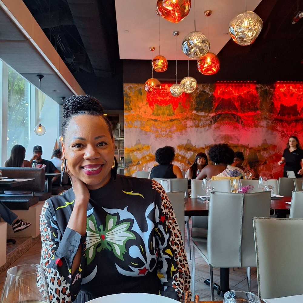 Meet your Posher, April